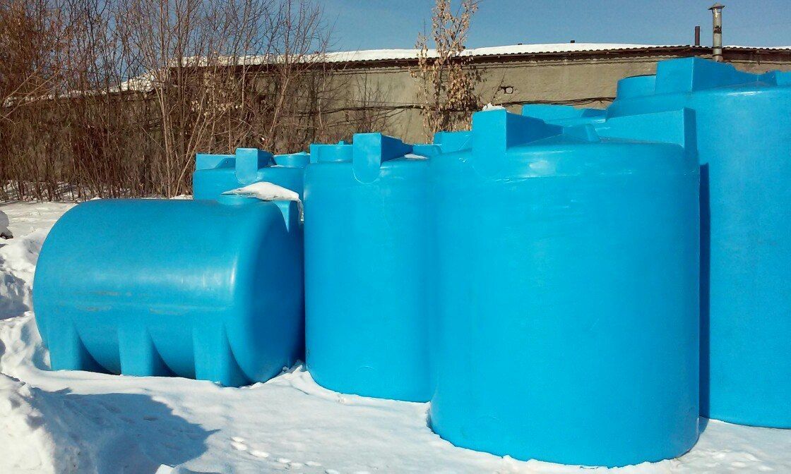 Бак пластиковый накопительный для воды и пищевых продуктов 2000 литров