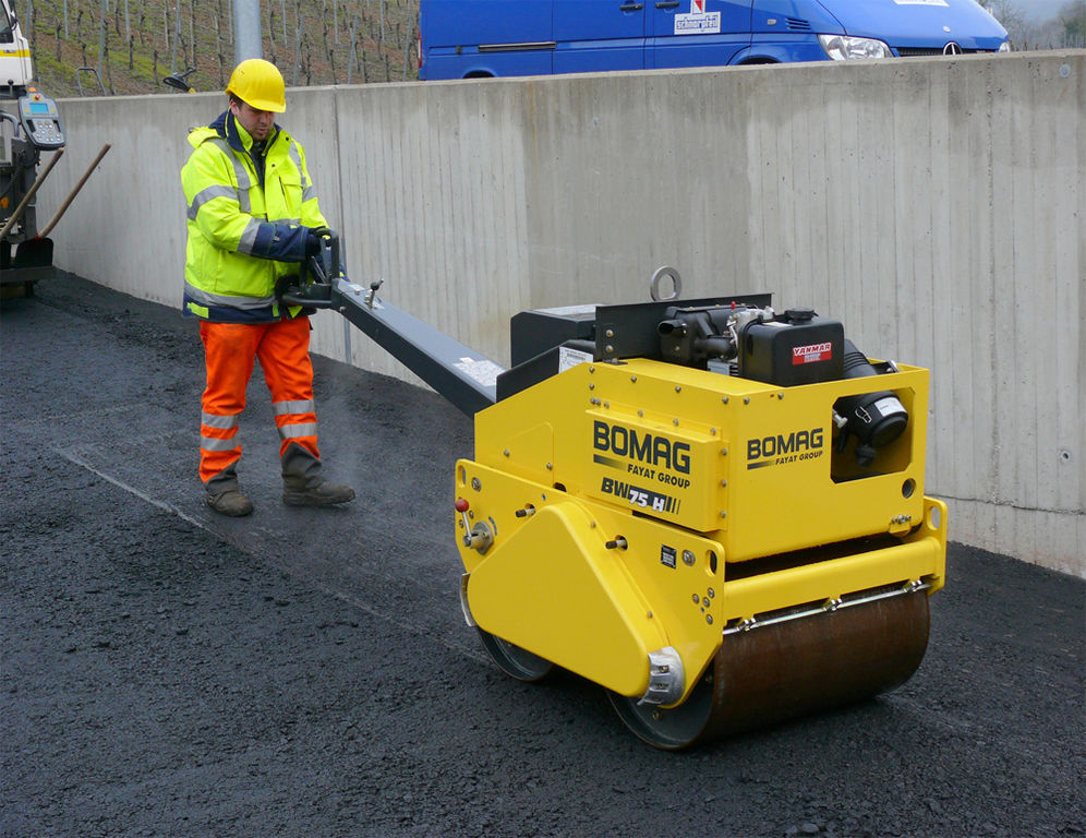 виброкаток двухвальцовый bomag bw 75 h