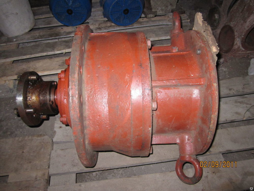 Мотор-редуктор МР1 315 Ф1П26-200-7,4.