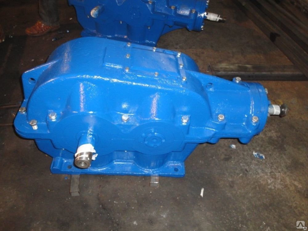 редуктор крановый. крановый редуктор ц2у 250. редуктор крановый двухступенчатый ц2-300. редуктор кц1-300. редуктор рвц-80.