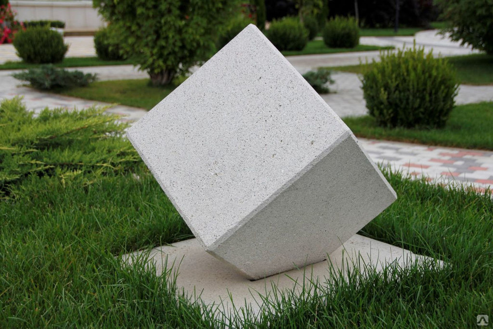 Инсталляция "куб"