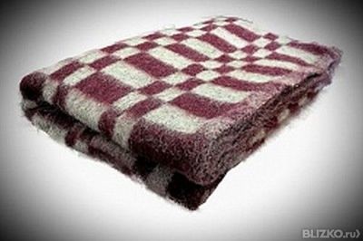 Одеяло полушерстяное 70% шерсти 1,5 спальное