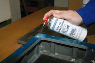 Очиститель от клея и герметика WEICON Sealant&Adhesive Remover спрей 