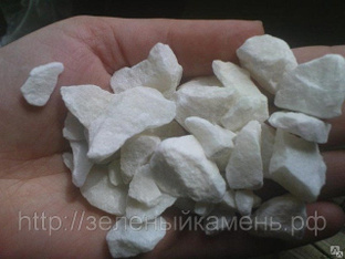 Крошка белая мраморная «Сахарная», фракция 5-10 мм