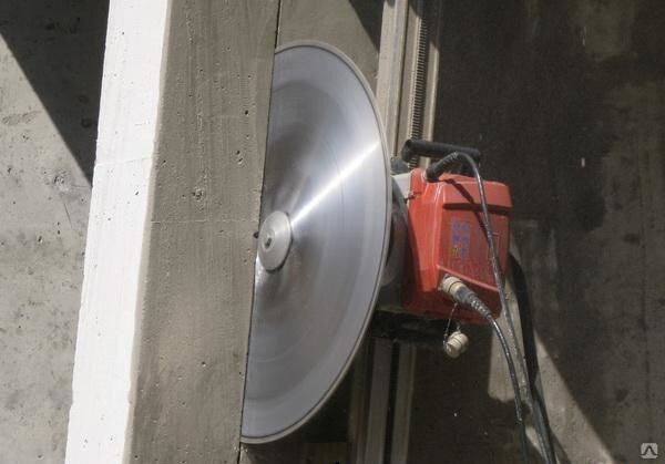 Резка бетона алмазным диском, цена в Казани от компании GREEN TECH