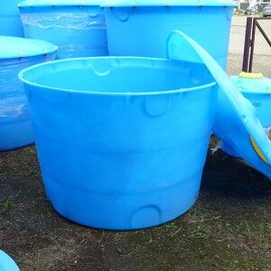 Бак 3000 литров пластиковый с крышкой для воды, водоснабжения, производства напитков, вертикальный