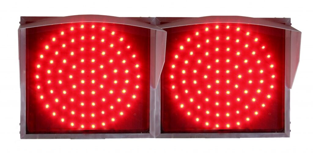 Сдвоенный транспортный светодиодный светофор Т.6.д.1 с красными излучателями 200мм 220 Вольт Плоский корпус