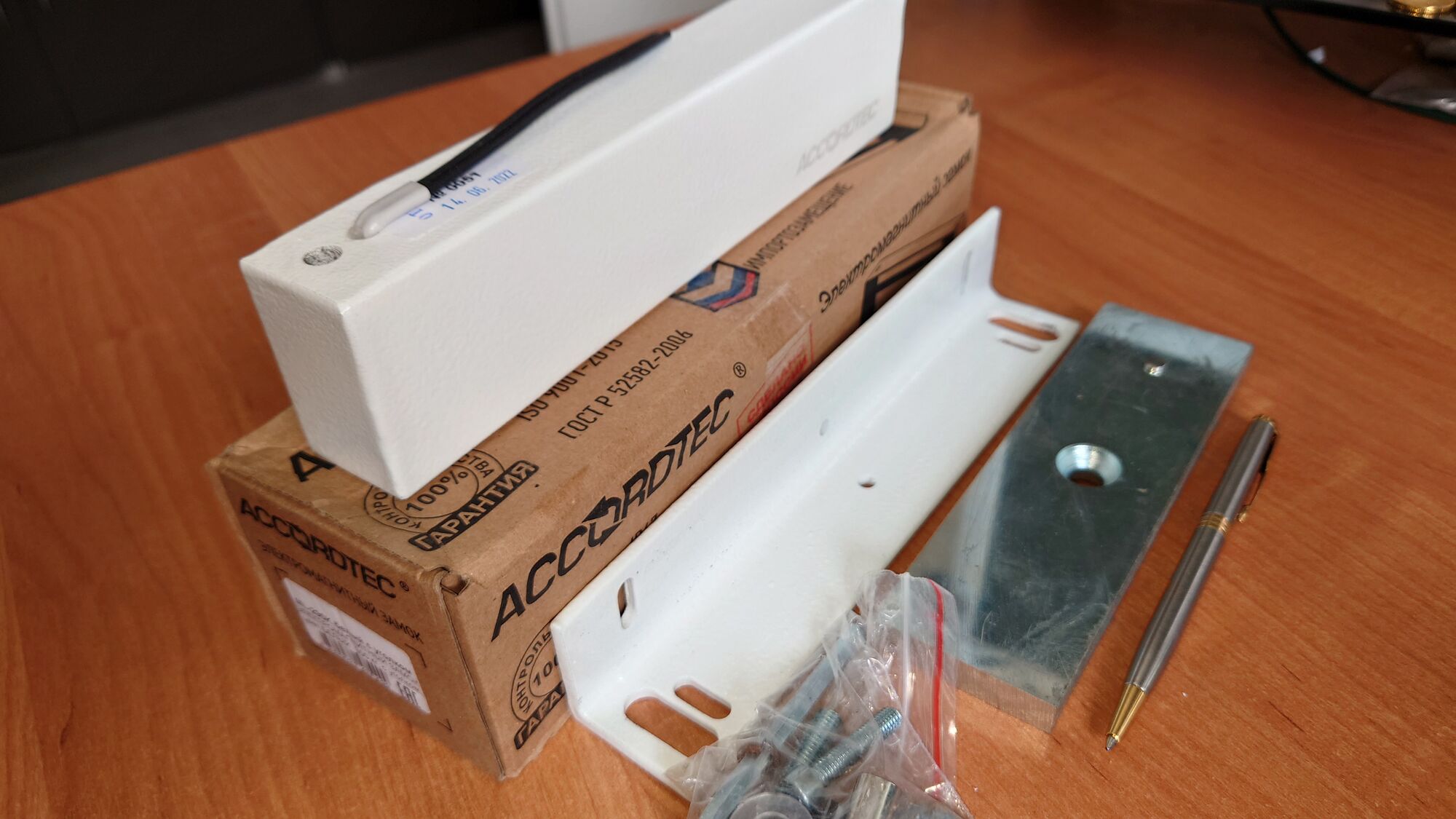 Accordtec ml 295k. Замок электромагнитный с уголком ml-295k (ml-295k с уголком). Электромагнитный замок ml-295k. Замок электромагнитный с уголком ml-295k